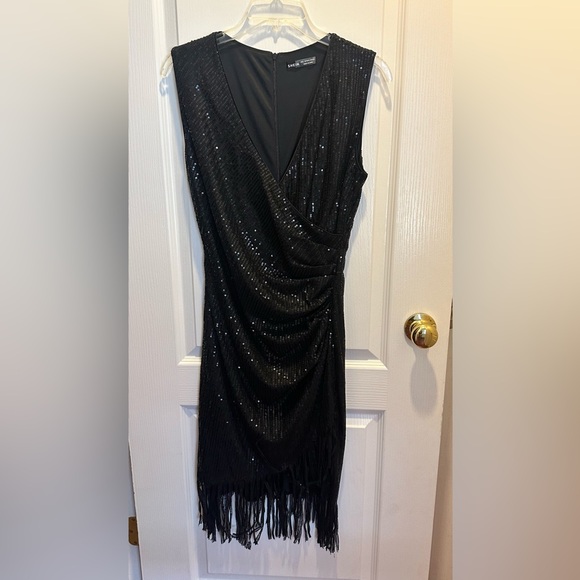 SHEIN Tassel Draped Dress Elegant V
Neck Sleeveless Party Flapper - Picture 2 of 10